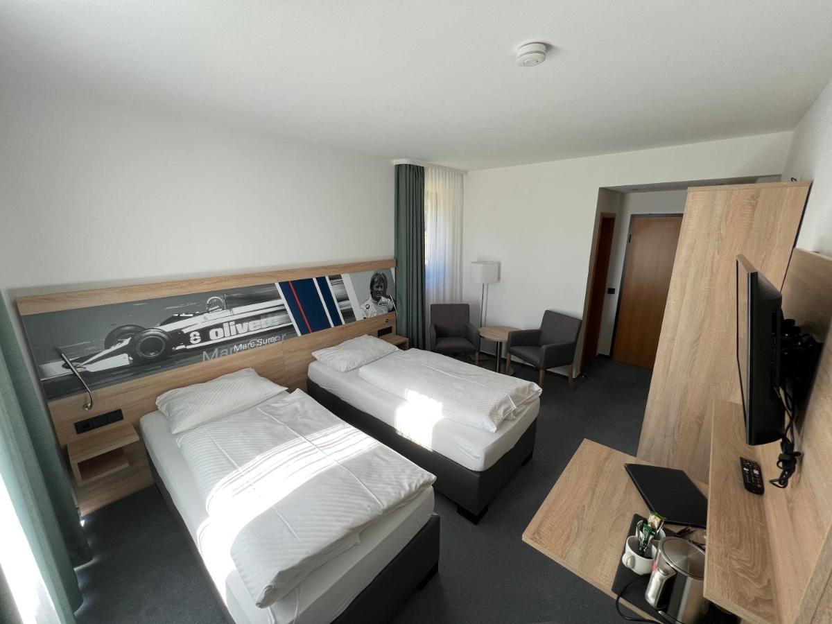 Hotel Am Tiergarten Нюрбург Екстер'єр фото